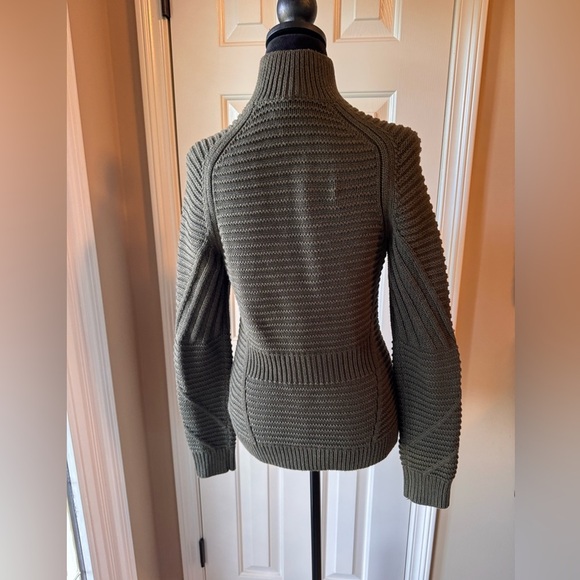 Gap Mock Neck Olive Green Women's Sweater - Picture 12 of 12